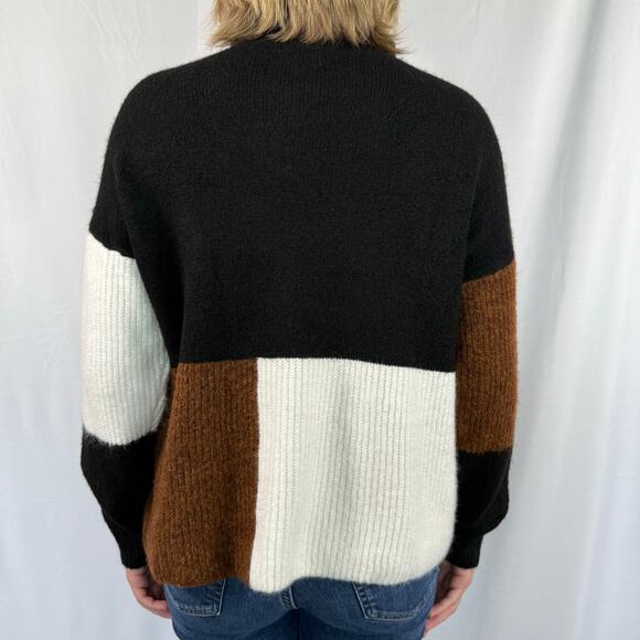 Entro Black, Brown and White Color Block Sweater Size Medium - Picture 2 of 6